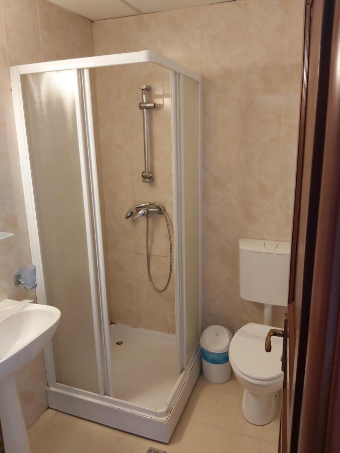 Hotel River Тыргу-Жиу Экстерьер фото